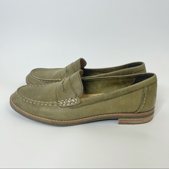 Sperry Seaport Olive Green Penny Loafer Size 7.5